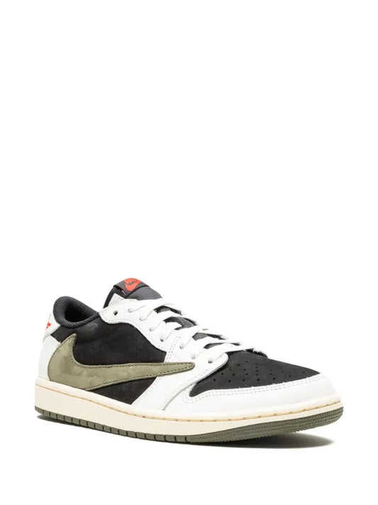 Jordan
x Travis Scott Air Jordan 1 Low OG "Olive" sneakers