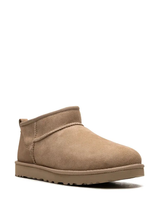 UGG
Classic Ultra Mini II slippers