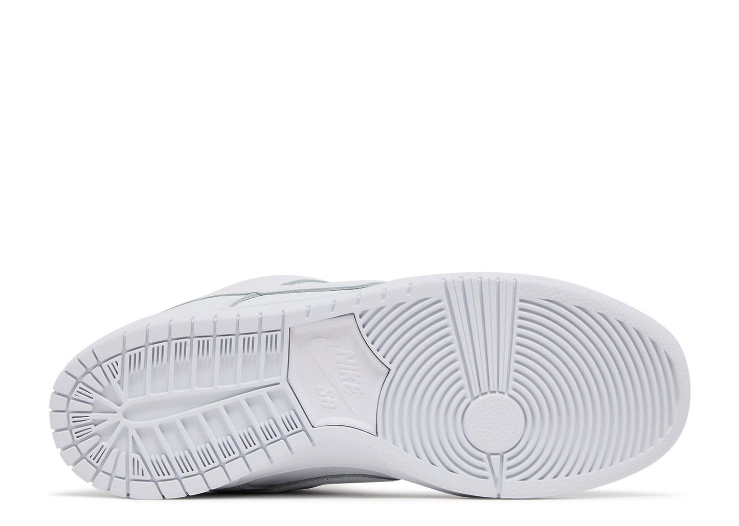 DUNK LOW PRO SB 'TRIPLE WHITE'