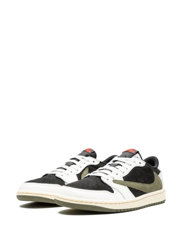 Jordan
x Travis Scott Air Jordan 1 Low OG "Olive" sneakers