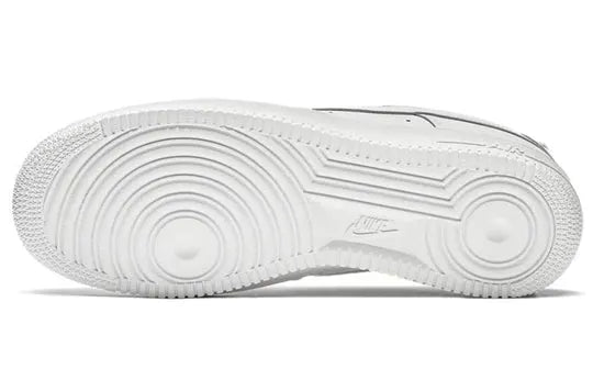Nike Air Force 1 ’07 ‘Triple White’