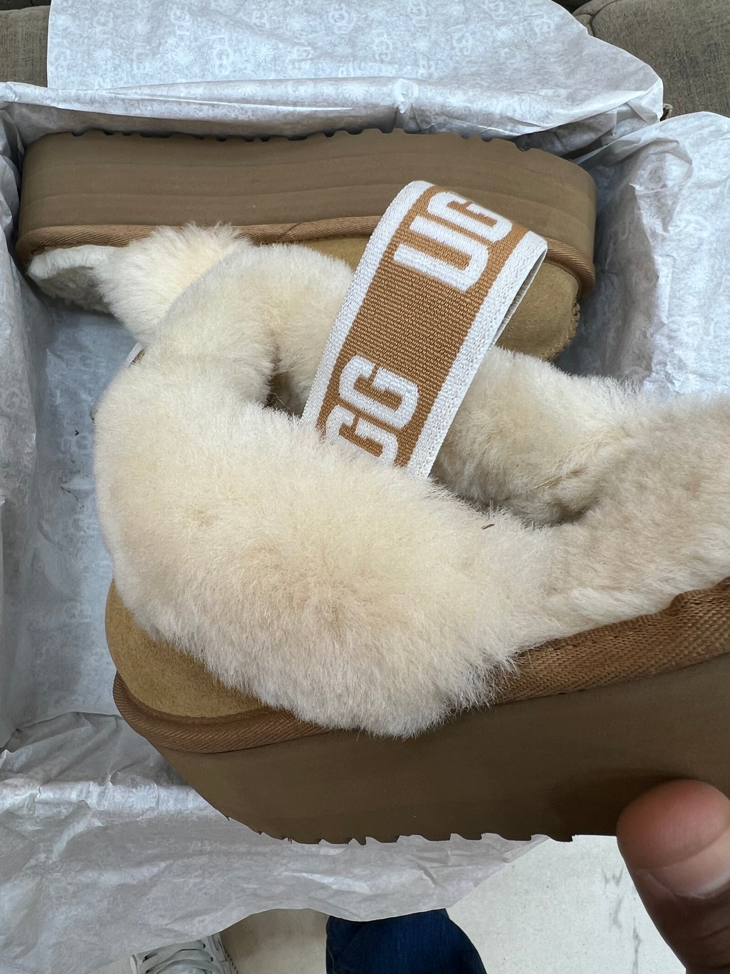 UGG
Funkette  suede slingback slippers