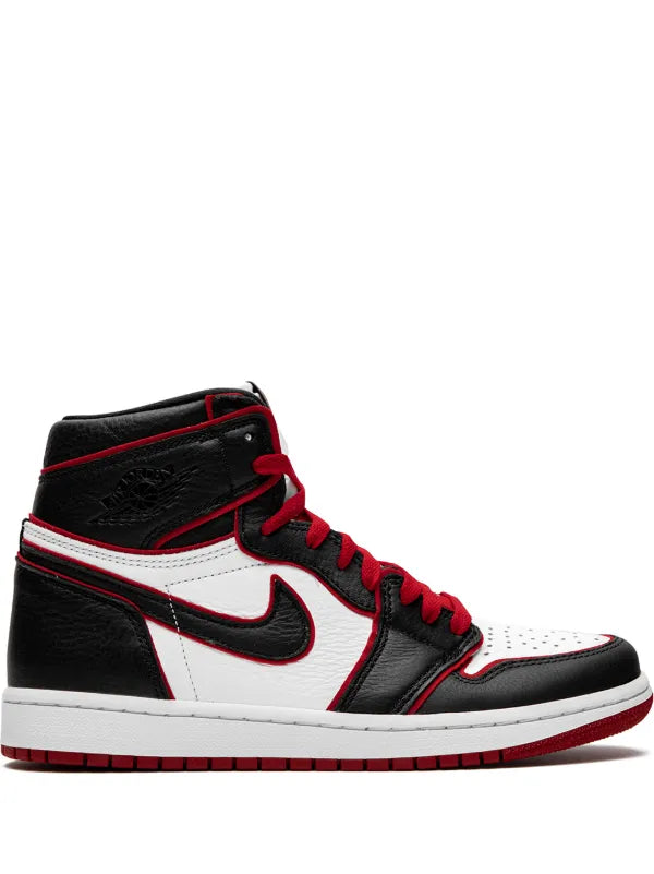 Jordan
Air Jordan 1 High OG "Bloodline/Meant To Fly"