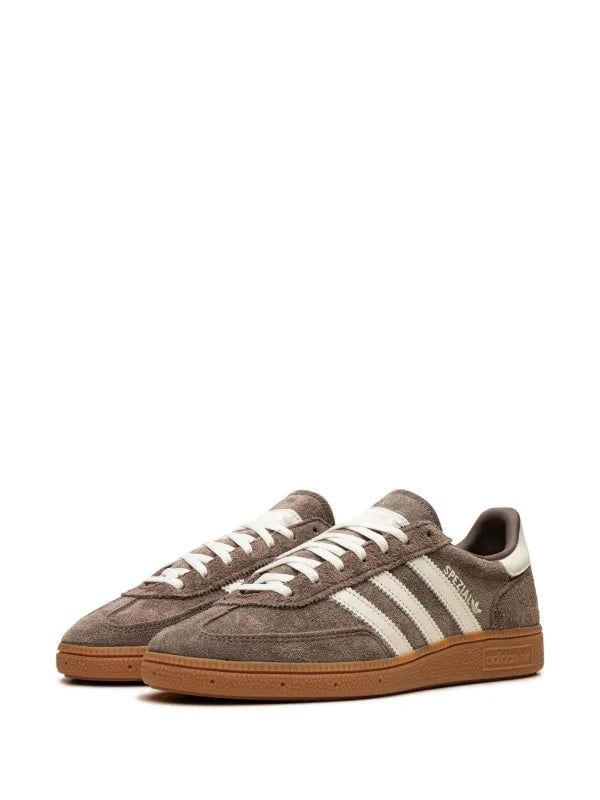 adidas
Handball Spezial "Earth Strata/Off White/Gum"