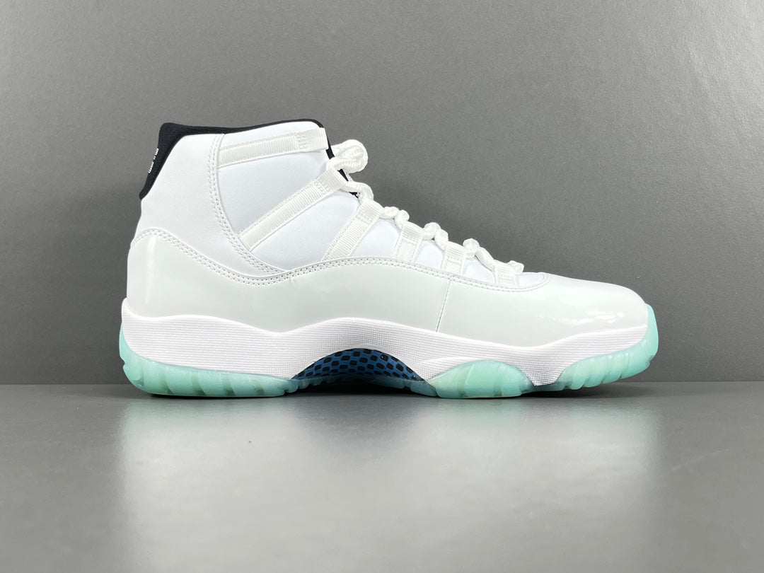 JORDAN 11  "LEGEND BLUE "