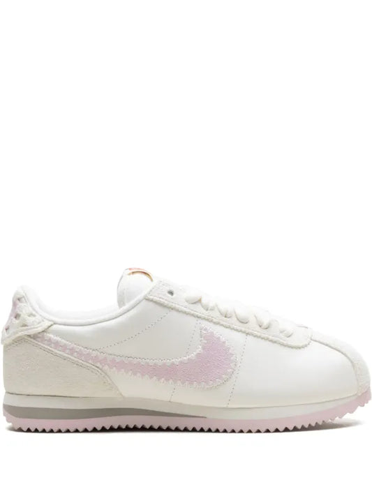 Nike
Cortez "Valentine's Day - 2025" sneakers