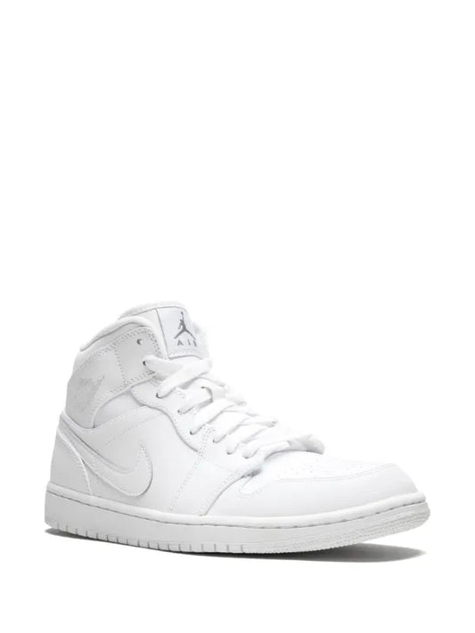 ordan
Air Jordan 1 Mid sneakers