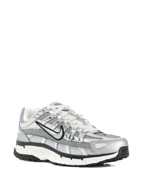 Nike
P-6000