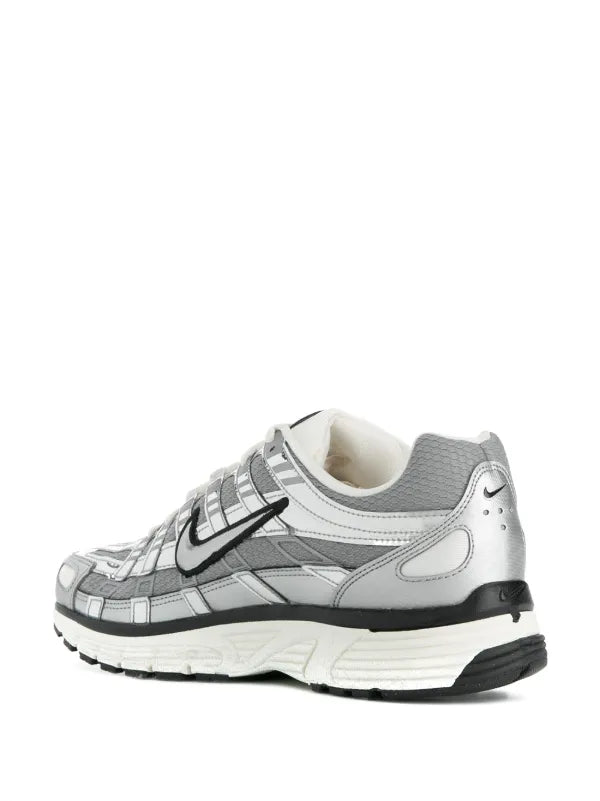 Nike
P-6000