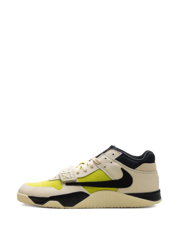 Jordan
x Travis Scott Jumpman Jack TR "Muslin/Black/Bright Cactus"
