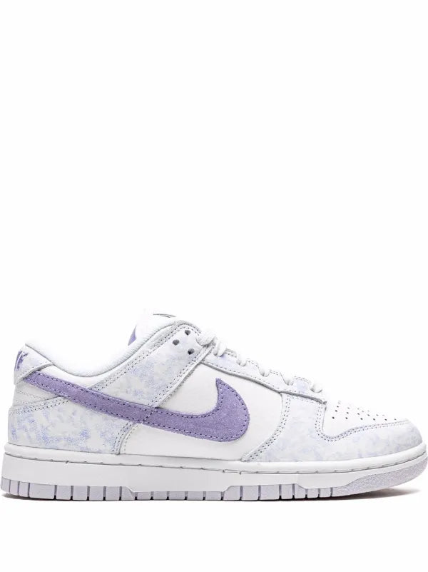 Nike
Dunk Low "Purple Pulse" sneakers